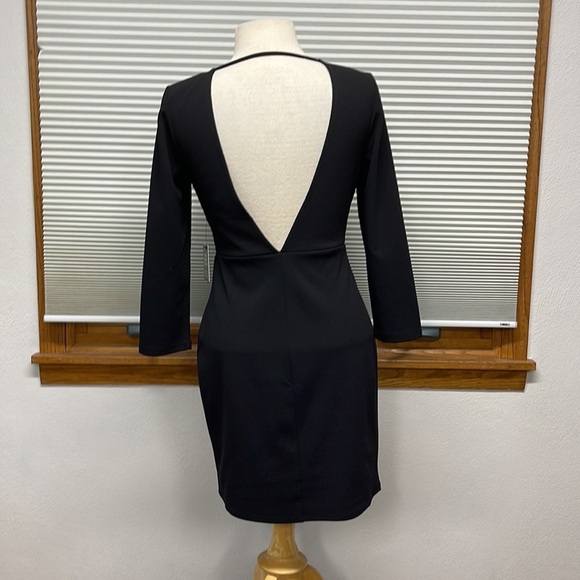 Express NWT Black 3/4 Sleeve Open Back Faux Wrap Dress Size Small - Picture 4 of 9